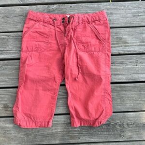 Aeropostale Women's Cargo Shorts in Pink